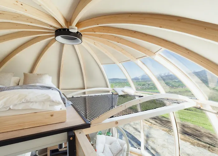 Zako Glamp & Jacuzzi