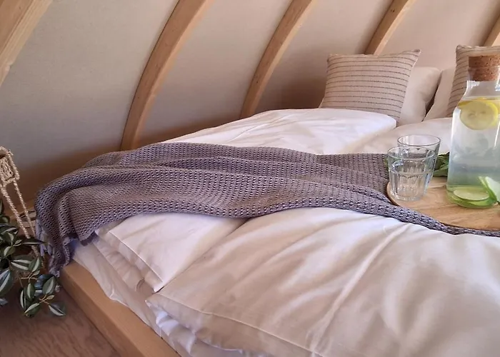 Luksusowy namiot Zako Glamp & Jacuzzi Ząb